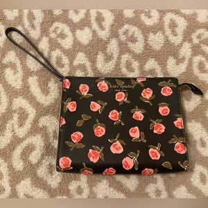 kate spade wristlet
